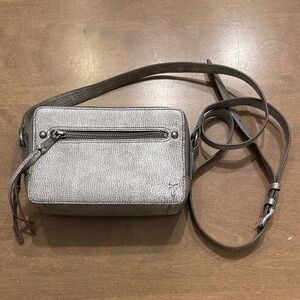 EUC Silver Frye Silver Zip Camera Style Crossbody Bag Leather adjustable strap